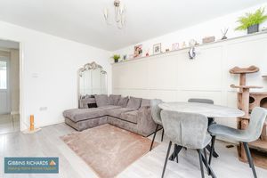 Living Room- click for photo gallery